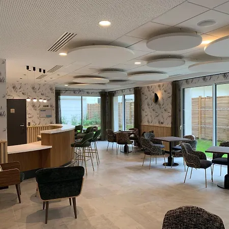 Aparthotel Domitys Le 225 *